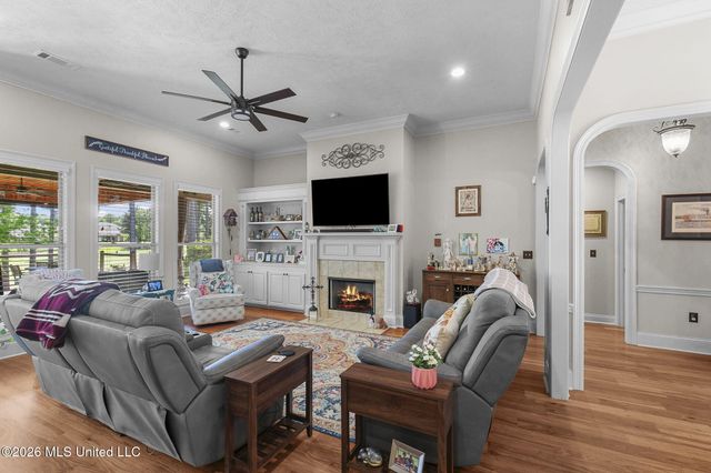 110 Willow Crest Circle, Brandon, MS 39047