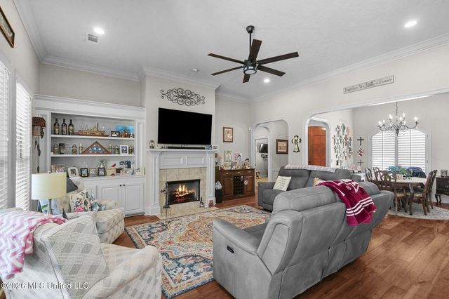 110 Willow Crest Circle, Brandon, MS 39047