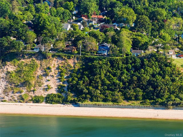 120 Soundview Drive, Rocky Point, NY 11778