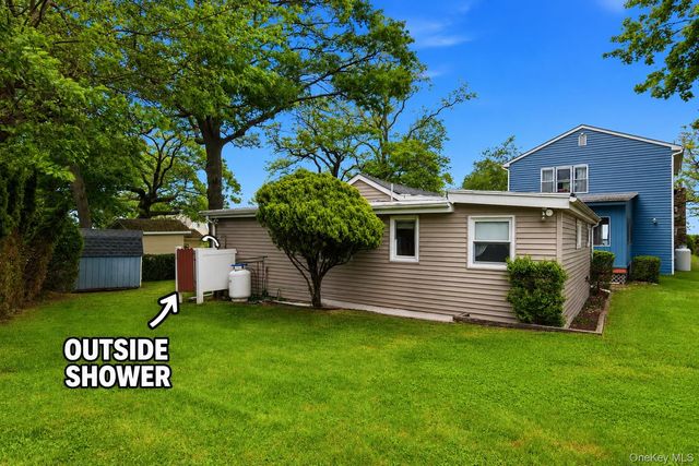 120 Soundview Drive, Rocky Point, NY 11778