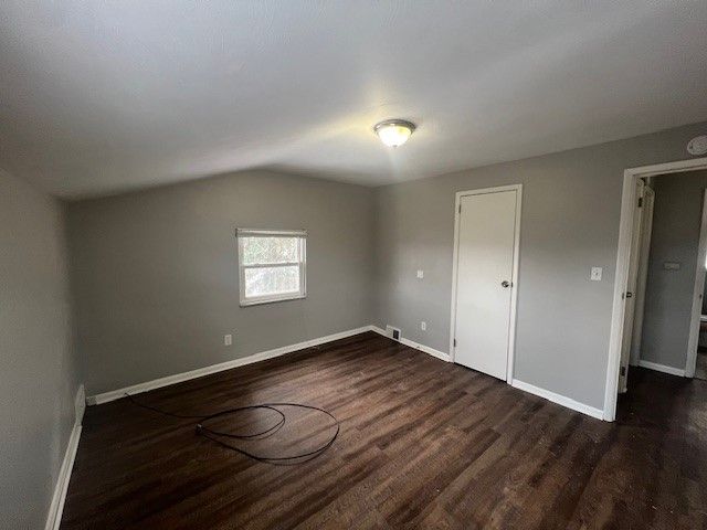 9216-9218 Florida Ave, East Hills, PA 15235