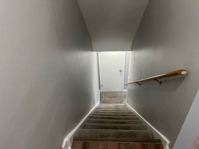 9216-9218 Florida Ave, East Hills, PA 15235