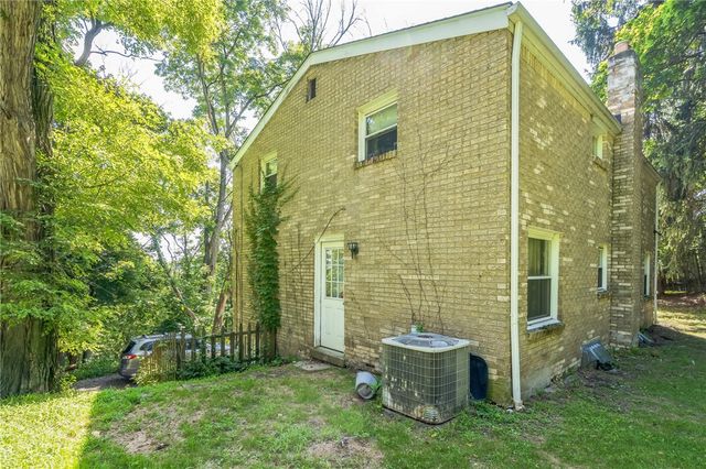 9216-9218 Florida Ave, East Hills, PA 15235