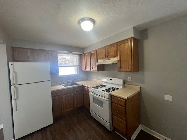 9216-9218 Florida Ave, East Hills, PA 15235