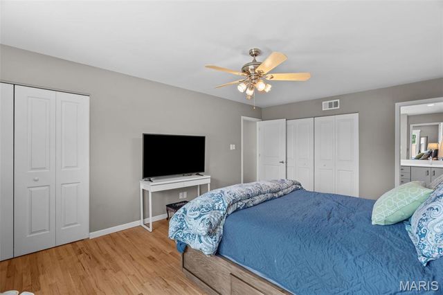 723 Wayfield Drive, St Louis, MO 63132