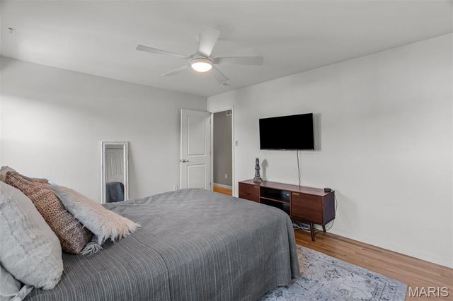 723 Wayfield Drive, St Louis, MO 63132