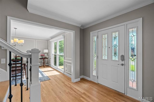 723 Wayfield Drive, St Louis, MO 63132