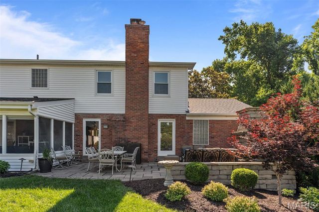 723 Wayfield Drive, St Louis, MO 63132