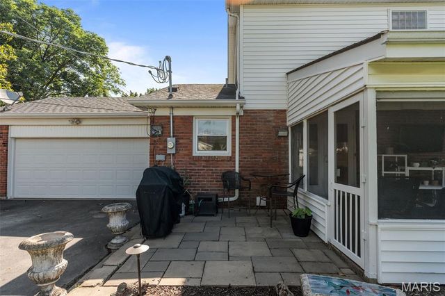 723 Wayfield Drive, St Louis, MO 63132