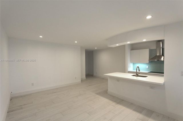 1021 Michigan Ave 8, Miami Beach, FL 33139