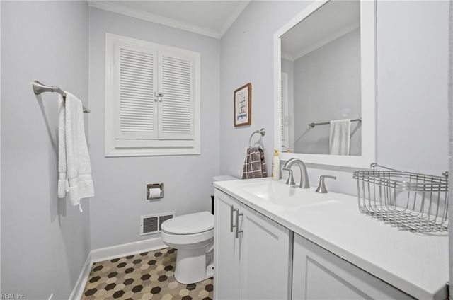 206 Hiland Park AVE, Hertford, NC 27944