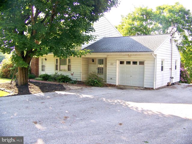 5217 LEHMAN RD, Spring Grove, PA 17362