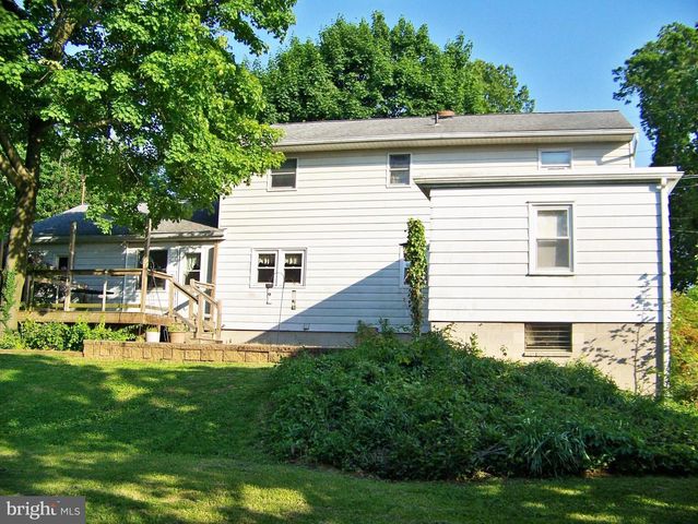 5217 LEHMAN RD, Spring Grove, PA 17362