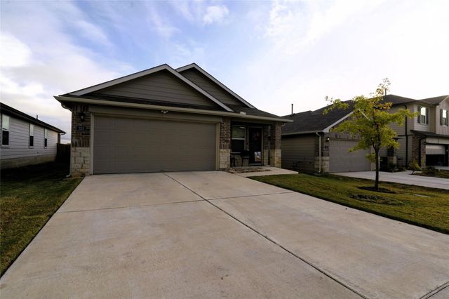 233 Calgary LN, San Marcos, TX 78666