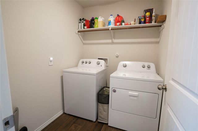 233 Calgary LN, San Marcos, TX 78666