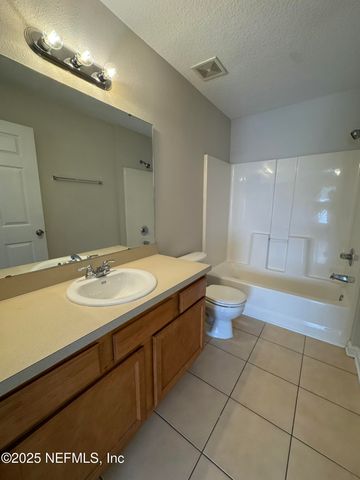3640 KIRKPATRICK Circle 12, Jacksonville, FL 32210