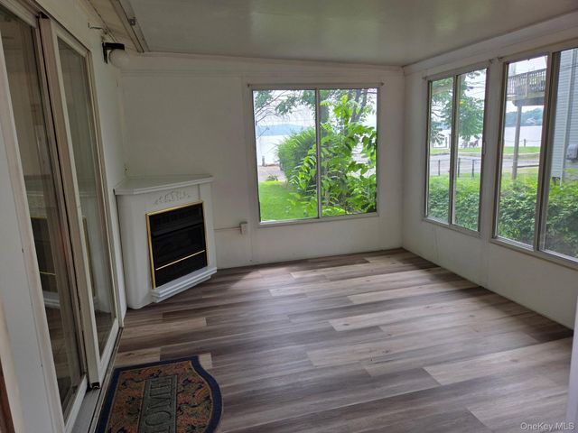 59 Beach Road, Stony Point, NY 10980