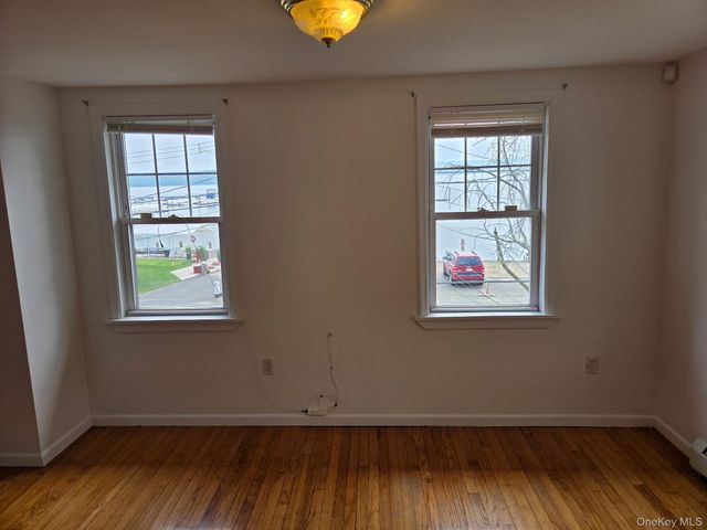 59 Beach Road, Stony Point, NY 10980