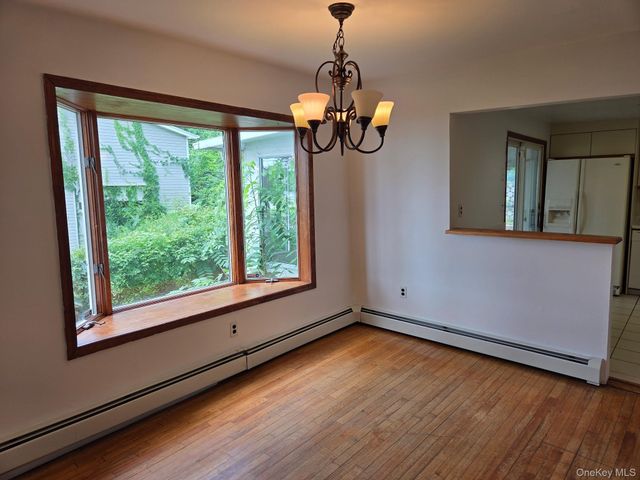 59 Beach Road, Stony Point, NY 10980