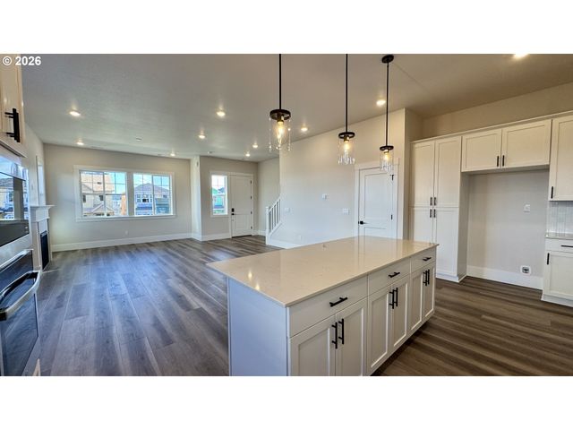 16884 Sw Pomelo Dr, King City, OR 97140