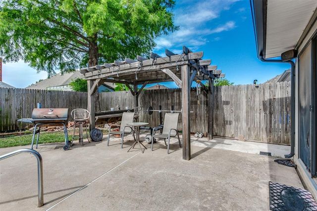8320 NW 106th Street, Oklahoma City, OK 73162