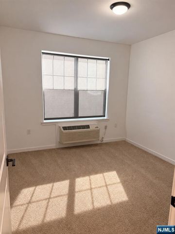 480 Paterson Avenue 108, East Rutherford, NJ 07073