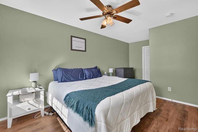 5521 Independence Colony Road, Grand Blanc, MI 48439