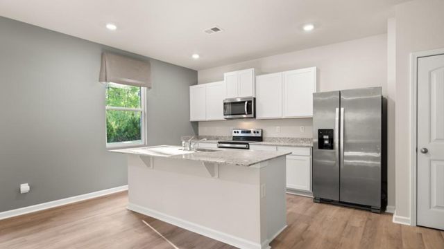 345 Creekview Way, Dallas, GA 30132