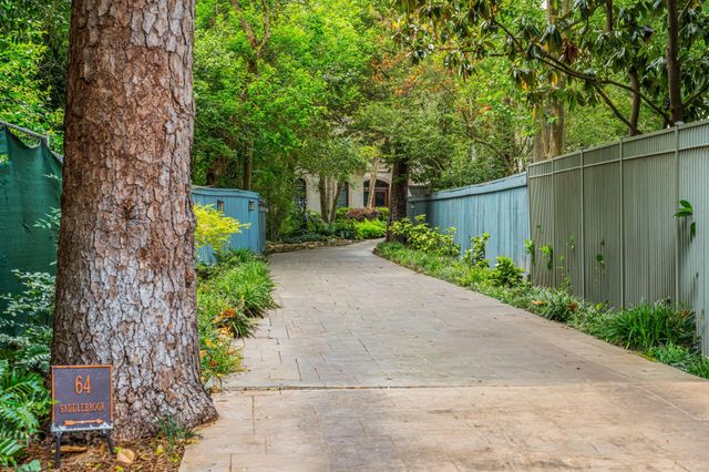 64 Saddlebrook Lane, Houston, TX 77024