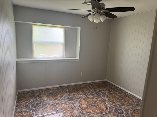 14407 Alkay Street, Houston, TX 77045