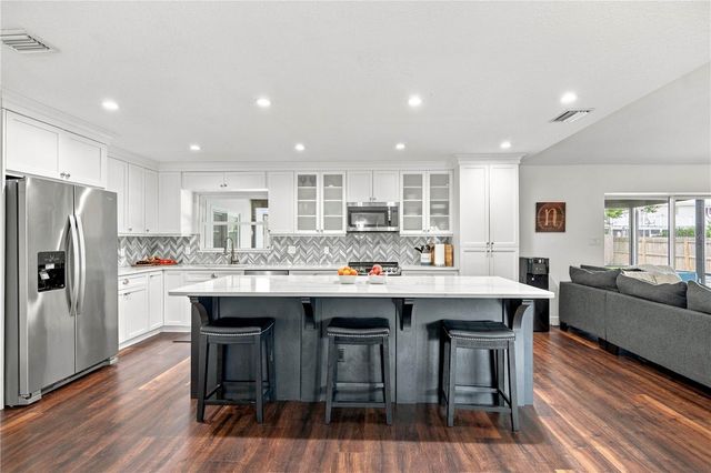 6610 ORANGE KNOLL DRIVE, Belle Isle, FL 32812