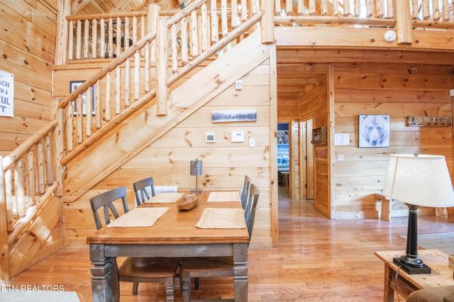 2017 Smoky Cove Rd, Sevierville, TN 37876