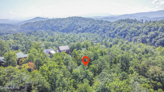 2017 Smoky Cove Rd, Sevierville, TN 37876