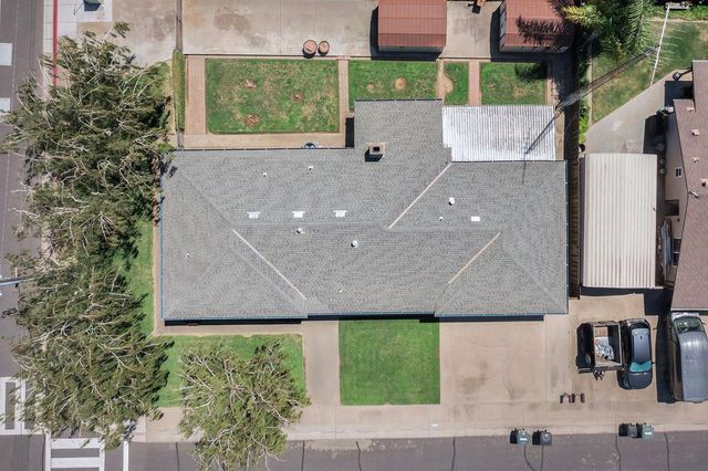 1700 Carignane Way, Escalon, CA 95320