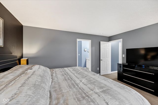 651 Farnham Drive, Westfield, IN 46074