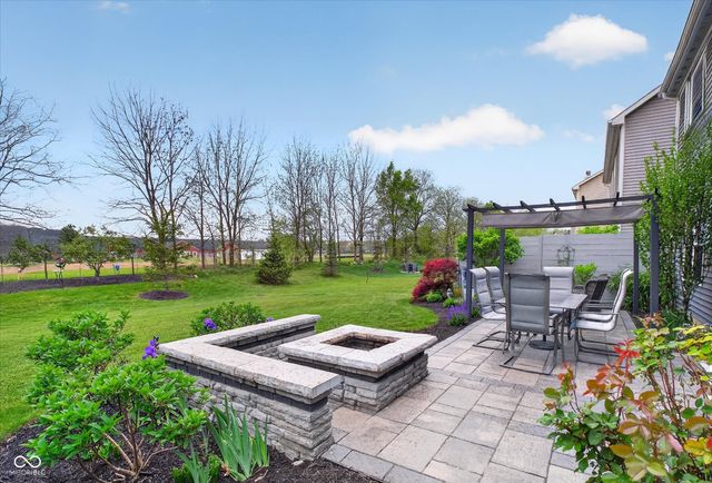 651 Farnham Drive, Westfield, IN 46074