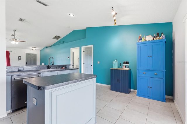 502 TIMBER RUN LANE, Groveland, FL 34736