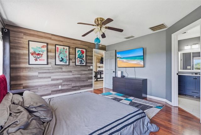 502 TIMBER RUN LANE, Groveland, FL 34736