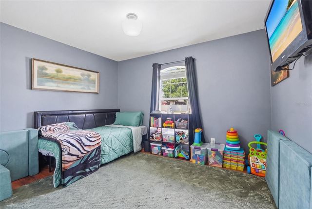 502 TIMBER RUN LANE, Groveland, FL 34736