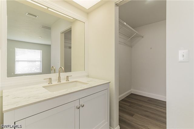 107 Blue Ridge DR 21, Naples, FL 34112