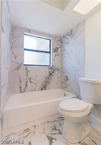107 Blue Ridge DR 21, Naples, FL 34112