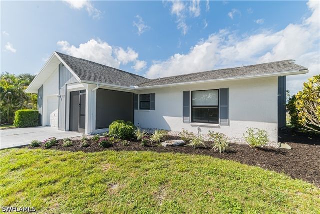 107 Blue Ridge DR 21, Naples, FL 34112