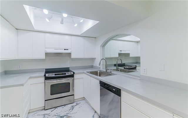 107 Blue Ridge DR 21, Naples, FL 34112