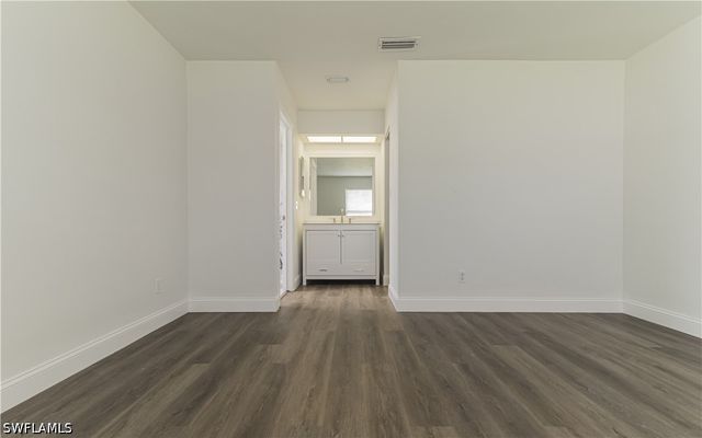 107 Blue Ridge DR 21, Naples, FL 34112