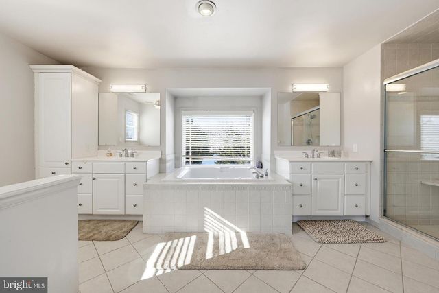 201 CHURCHILL WAY, Mullica Hill, NJ 08062