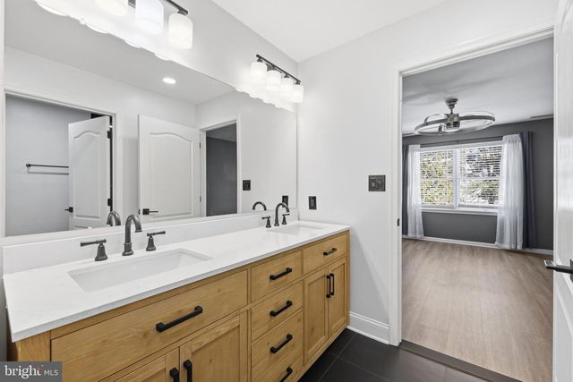 201 CHURCHILL WAY, Mullica Hill, NJ 08062