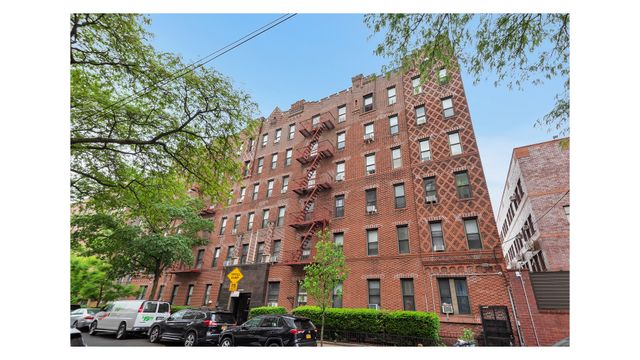 918 E 14TH Street F3, New York City, NY 11230
