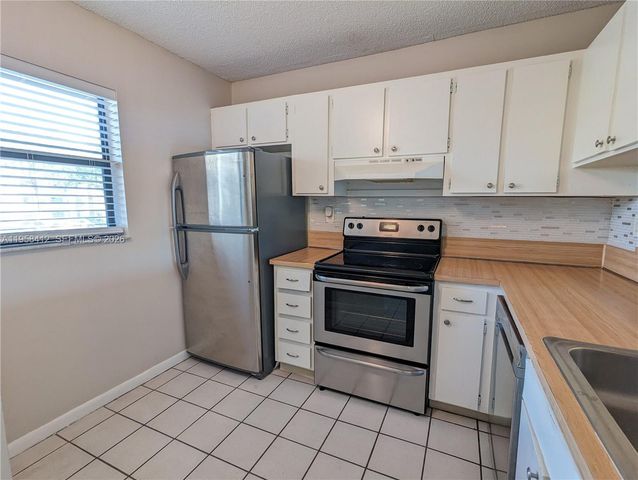 3400 Foxcroft Rd 213, Miramar, FL 33025