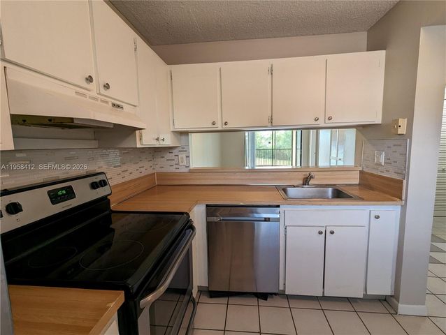 3400 Foxcroft Rd 213, Miramar, FL 33025