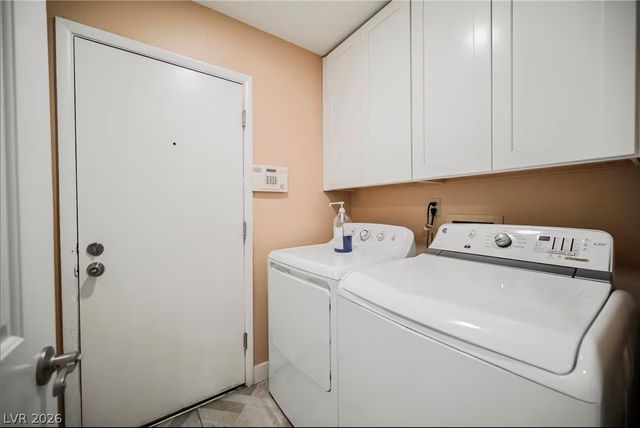 318 Quito Court, Henderson, NV 89014